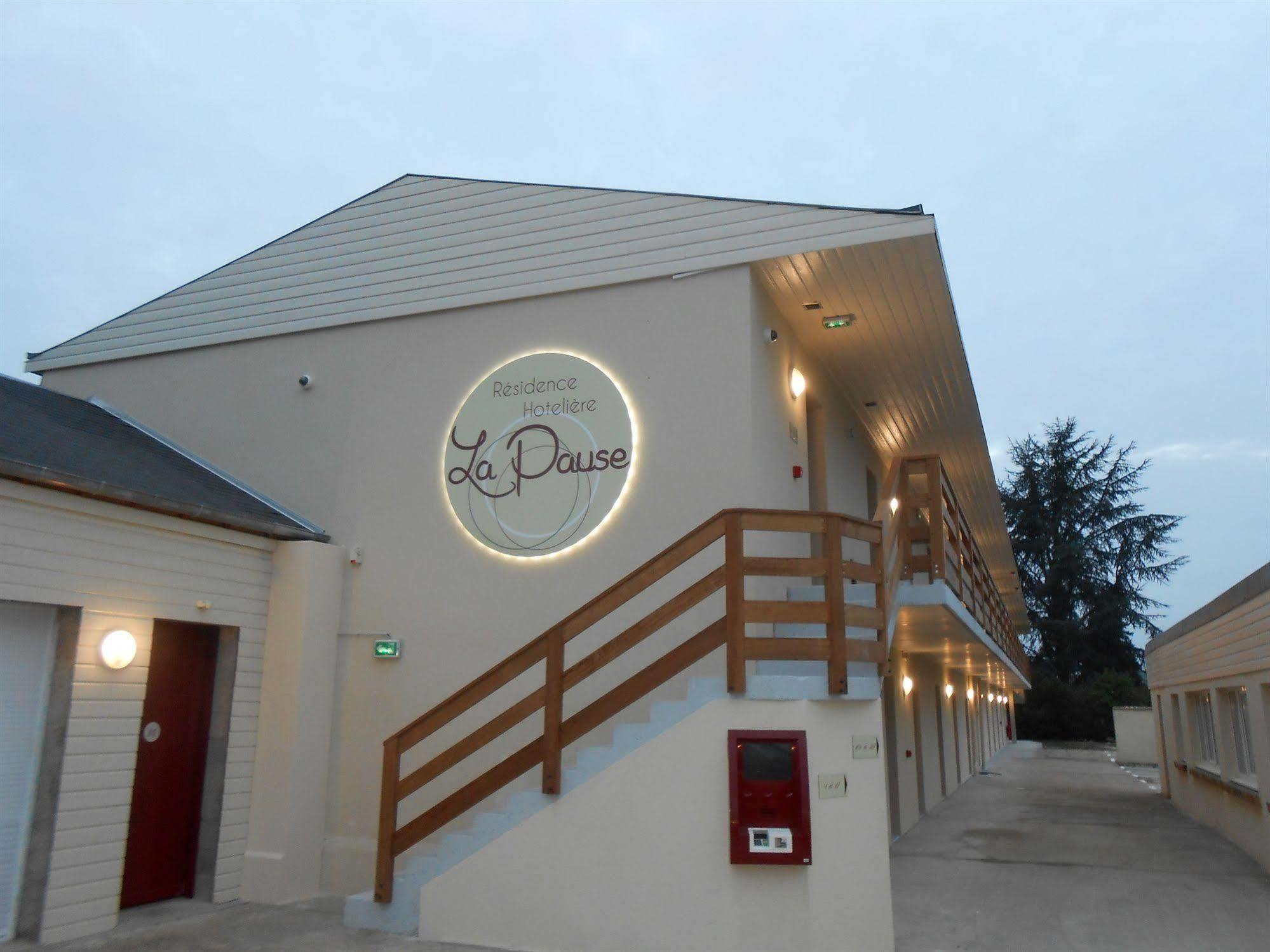 La Pause Hotel Evreux Exterior photo